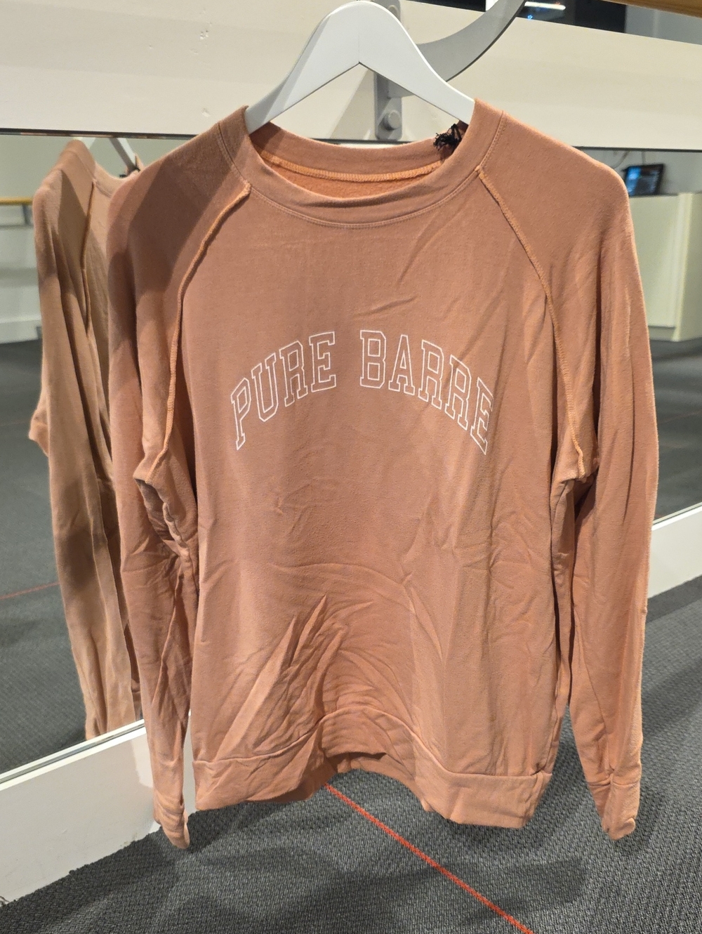 NWT Pure Barre x good hYOUman Marybeth Raglan Pullover - Mauve